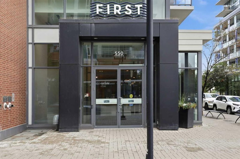 1301 - 550 Riverfront Avenue SE