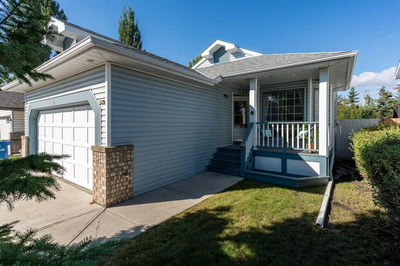 15 Sunridge Crescent NW