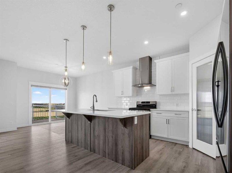 134 Hotchkiss Manor SE