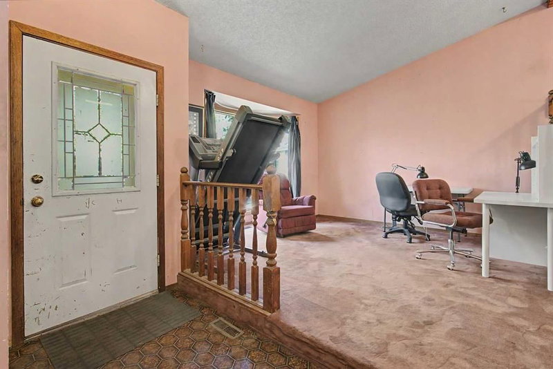 32 Deersaxon Circle SE