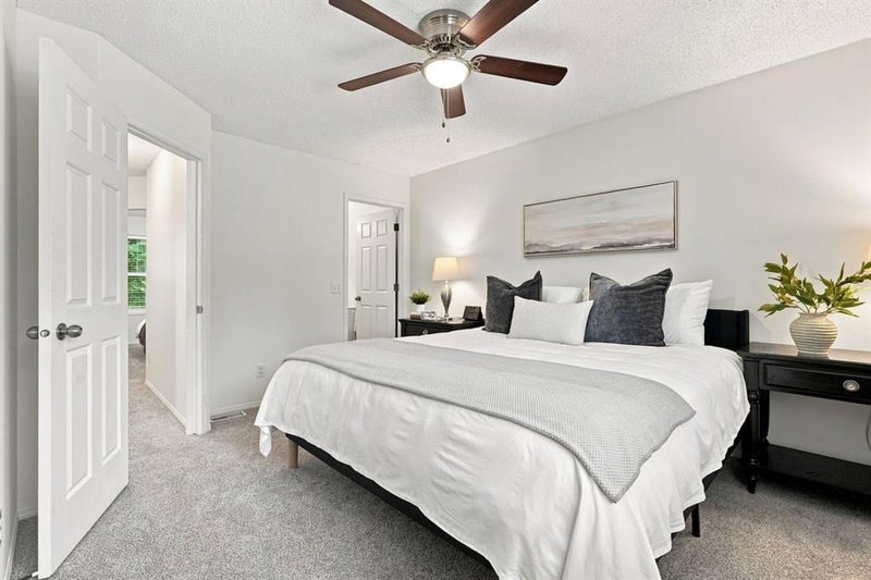 31 Bridlewood Avenue SW, Calgary — listing photo 12
