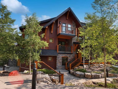 5102 - 101E Stewart Creek Landing