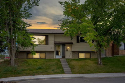 5219 Rundleview Road NE