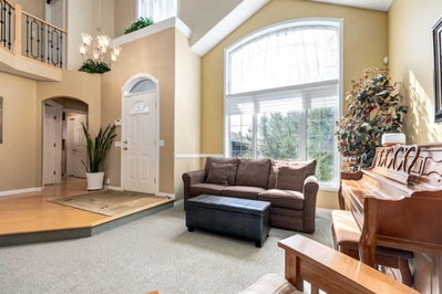 442 Sienna Heights Hill SW