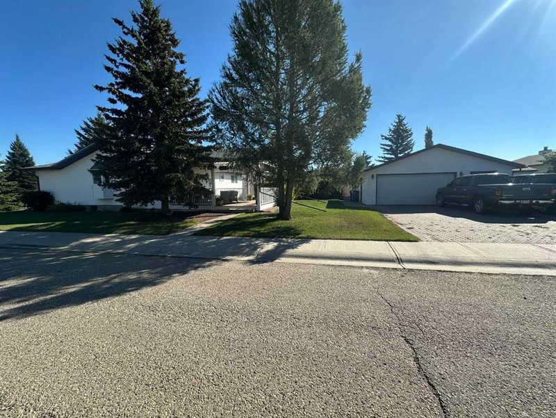 301 Westhill Close