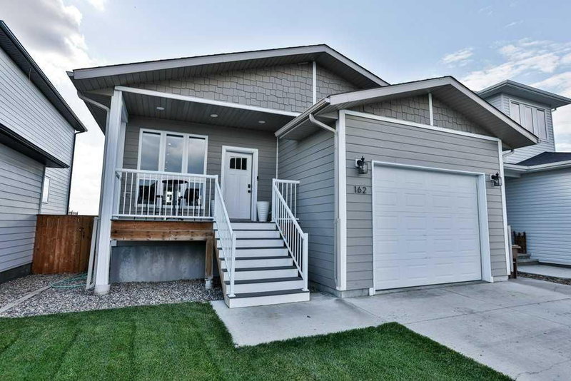 162 Prairie Gold Street