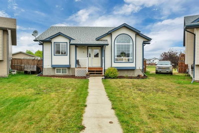 8 Hansen Close