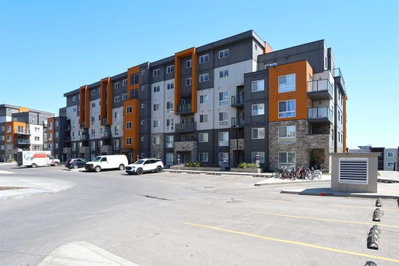 305 - 10 Kincora Glen Park NW