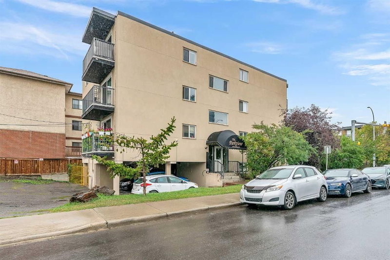 22 - 1703 11 Avenue SW