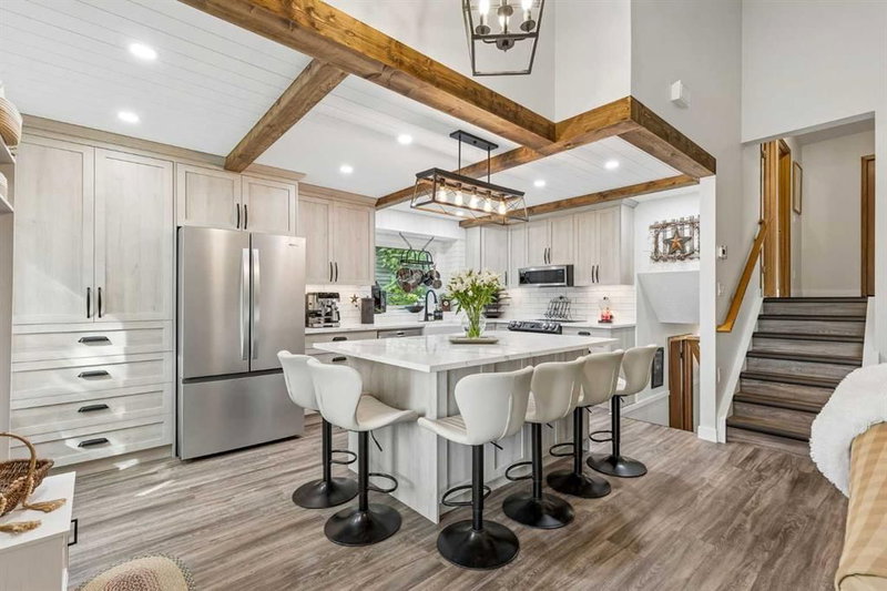 16 Macewan Meadow Link NW