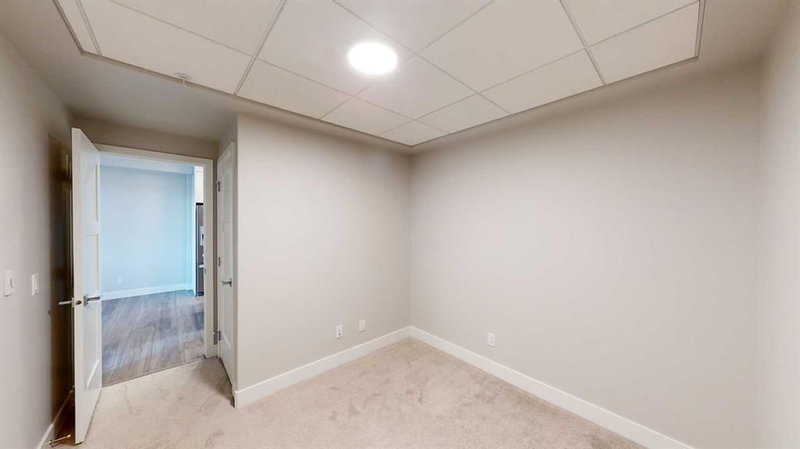 220 - 8355 19 Avenue SW