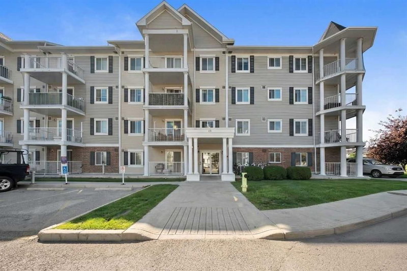 3206 - 10 Country Village Park
