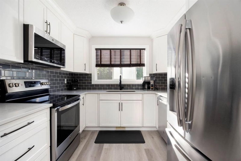 1041 Timberline Drive