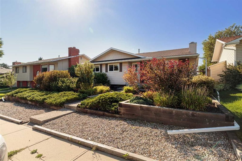 346 Rundleview Drive NE, Calgary — listing photo 2