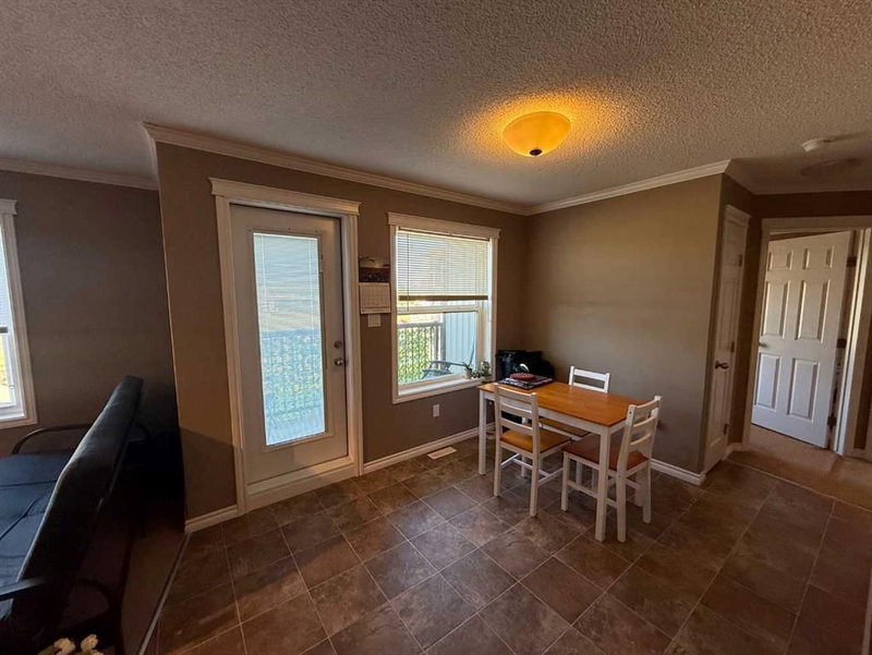#201 - 5300 45 Avenue