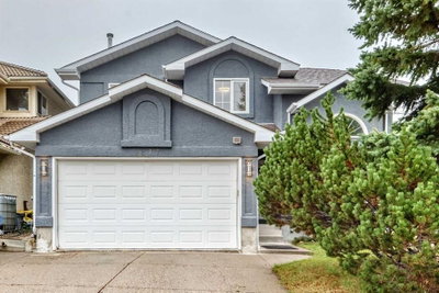 9217 Santana Crescent NW