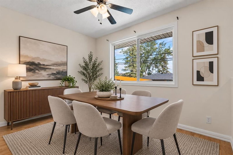 4, 4547 7 Avenue SE, Forest Heights — interior photo 7