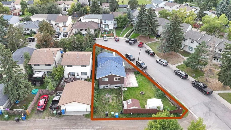 85 Abergale Close NE