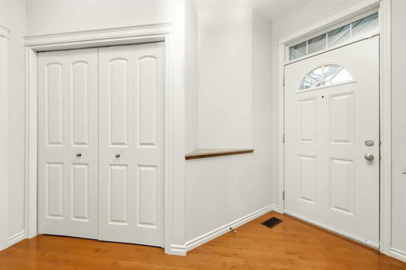 142 Auburn Glen Manor SE