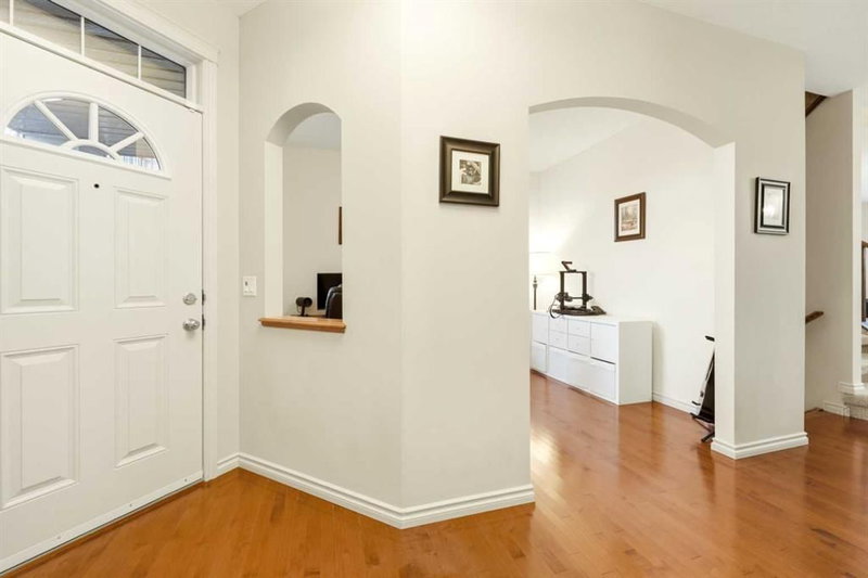 142 Auburn Glen Manor SE