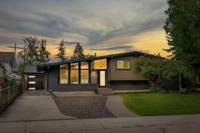 10 Atlanta Crescent SE