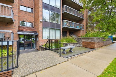 205 - 659 4 Avenue NE