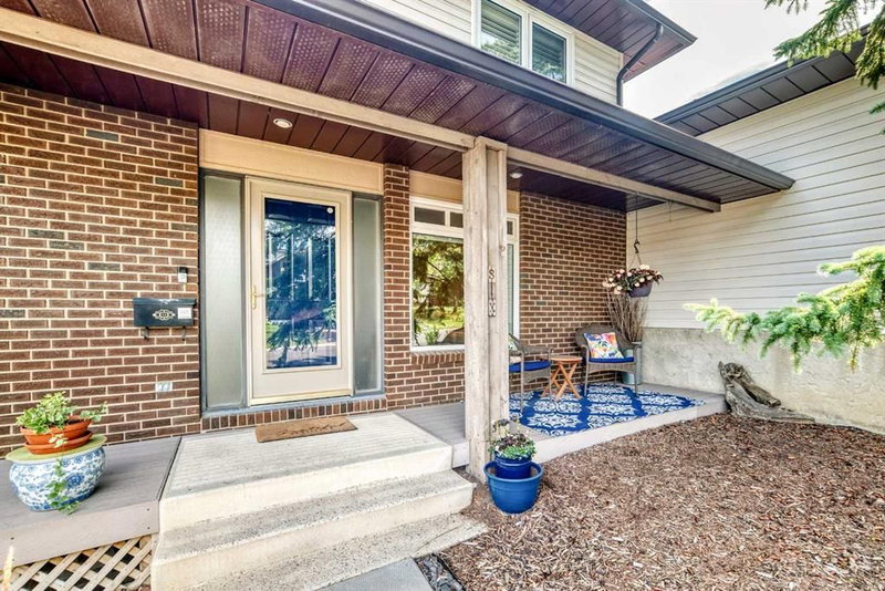 6 Edgedale Way NW