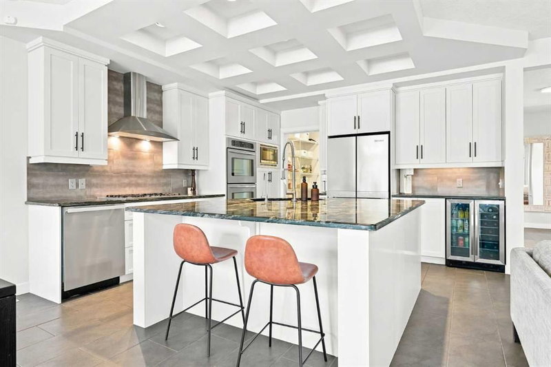 4 Silverado Saddle Court SW, Silverado — interior photo 6