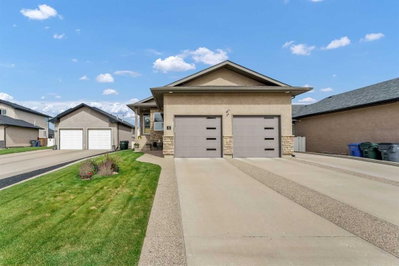 8 Sundance Close SW