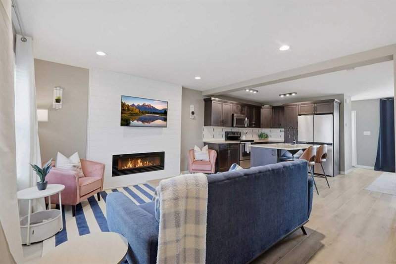 123 Hinshaw Drive