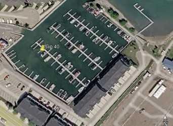 B35 - 5230 Lakeshore Drive