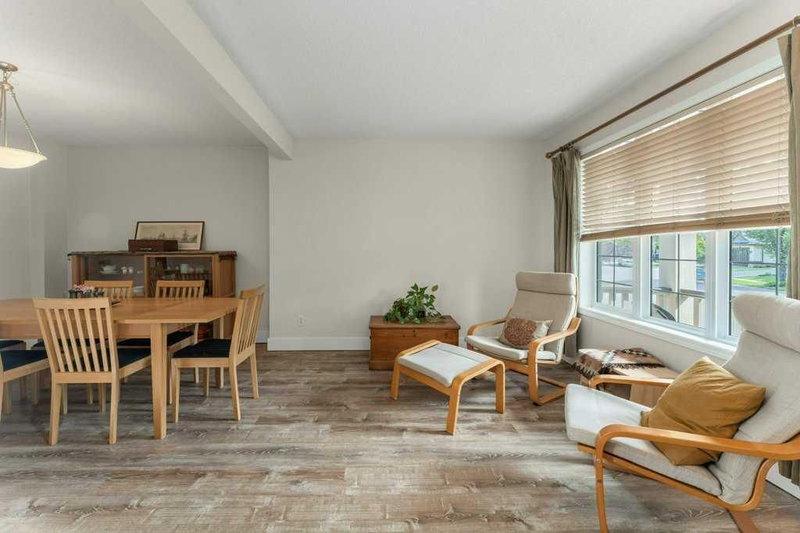 393 Inverness Park SE, McKenzie Towne — interior photo 5