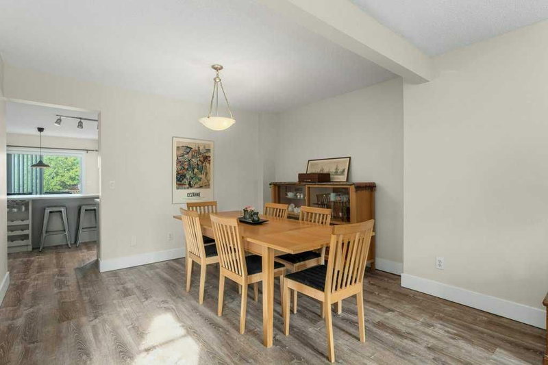 393 Inverness Park SE, McKenzie Towne — interior photo 7