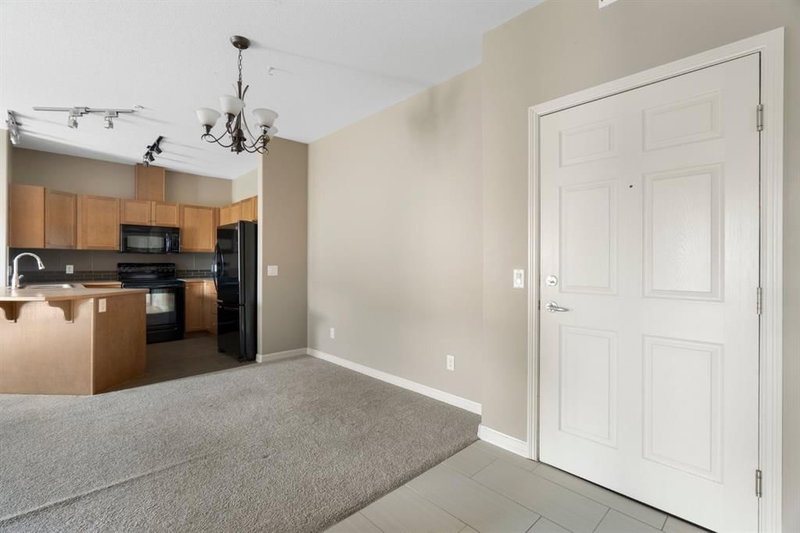 4214, 92 Crystal Shores Road, Crystal Shores — interior photo 5