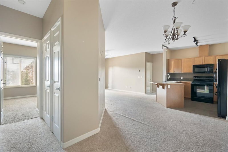 4214, 92 Crystal Shores Road, Crystal Shores — interior photo 6