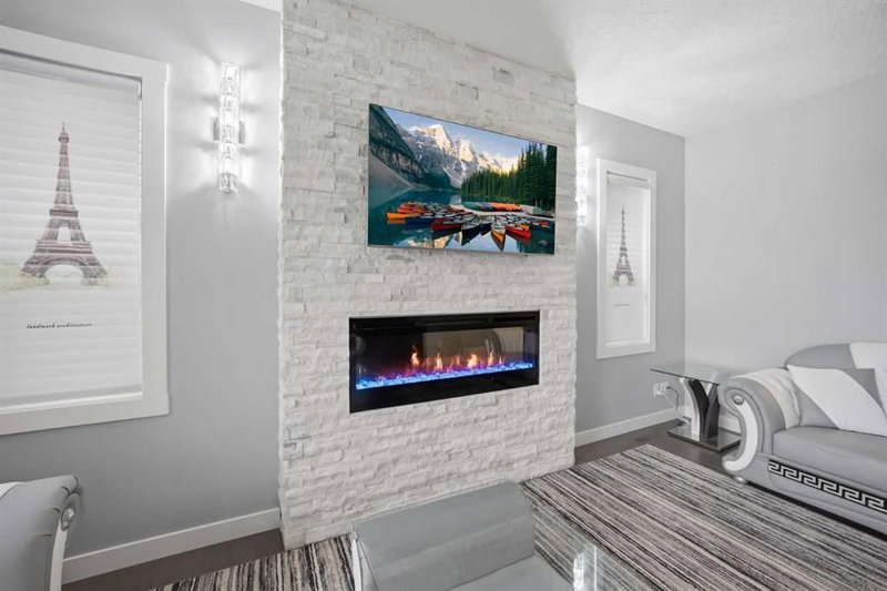 288 Corner Meadows Manor NE, Cornerstone — interior photo 6