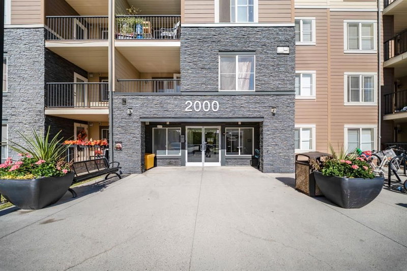 2217 - 81 Legacy Boulevard SE