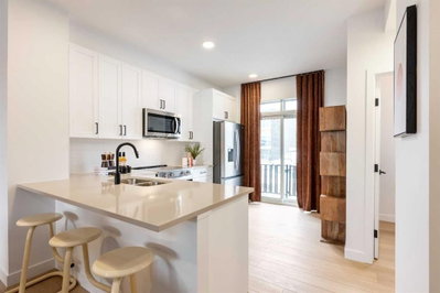 1203 - 30 Rochester View NW