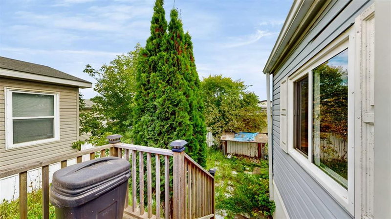 145 Greenwich Lane