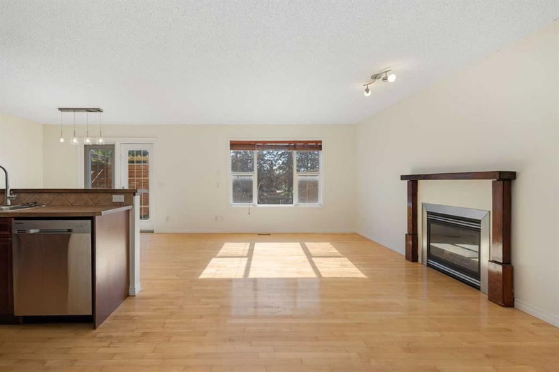 78 Cougar Plateau Way SW