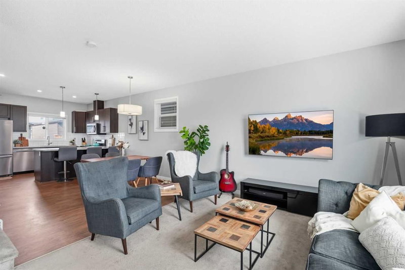 95 Corner Meadows Villas NE