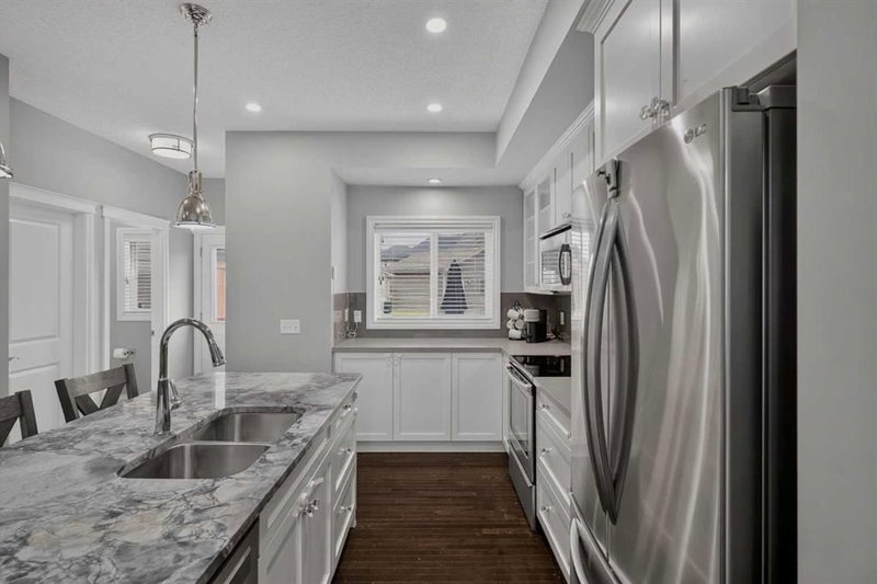 53 Mahogany Point SE, Calgary — listing photo 5
