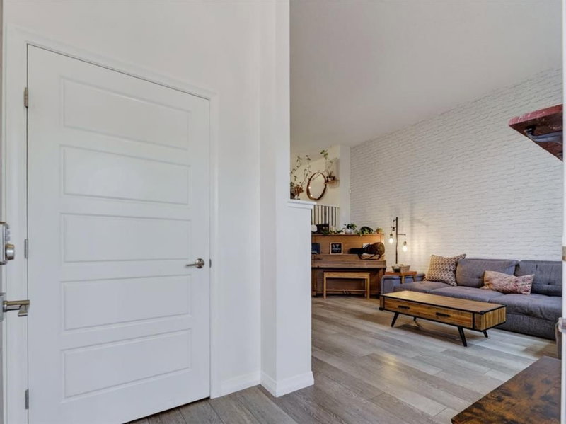 86 Magnolia Square SE