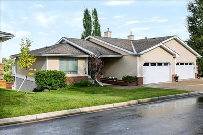 36 - 140 Strathaven Circle SW