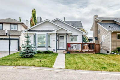 36 Sandpiper Way NW