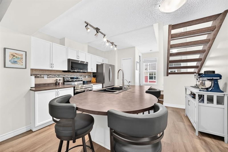 3190 New Brighton Gardens SE