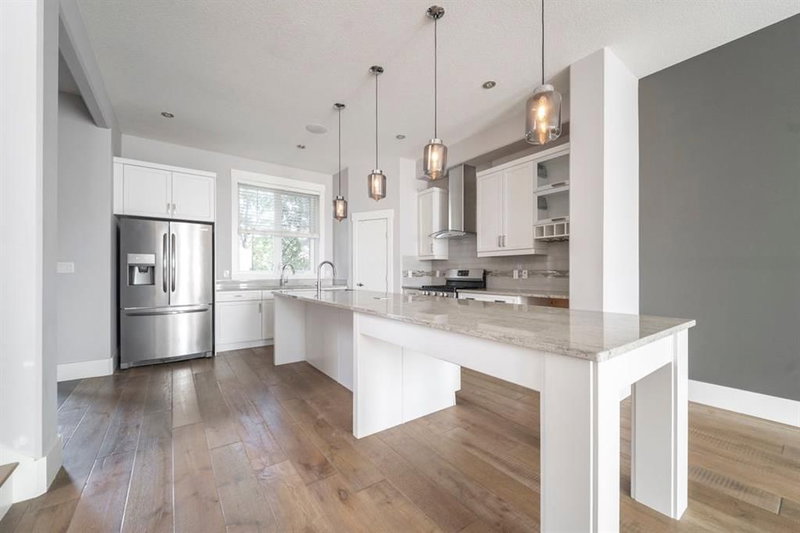 113 Olson Place