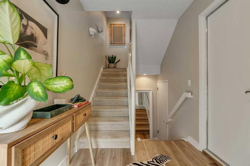 431 Brae Glen Crescent SW
