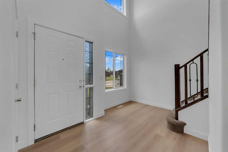 210 Crimson Lane, Rainbow Falls — interior photo