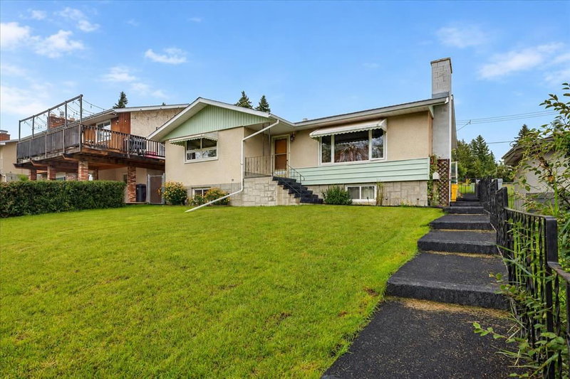 5005 42A Street Close